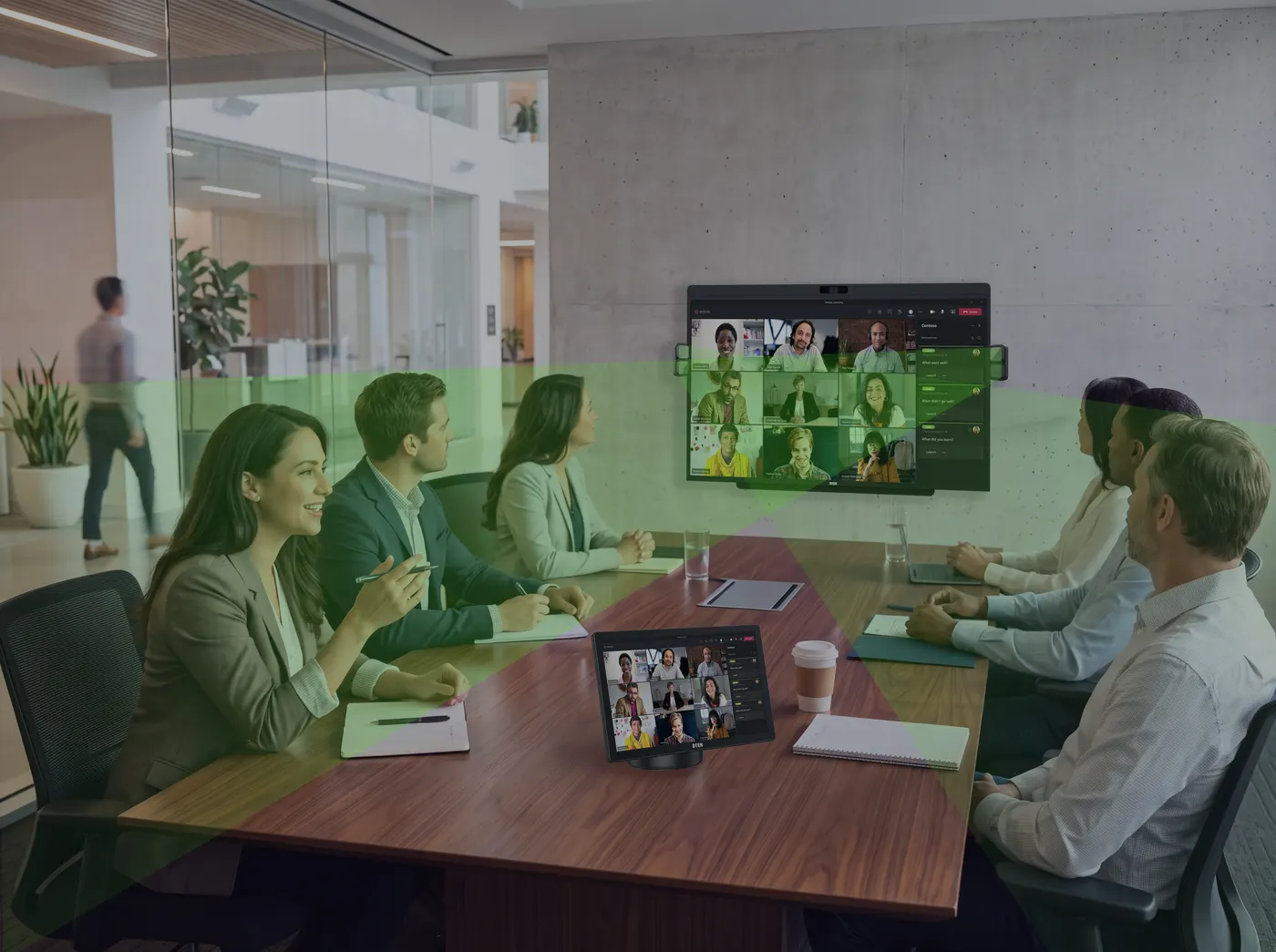 DTEN room system demonstrating everyone is seen clearly, wherever they sit.