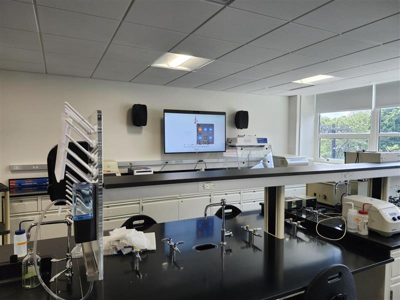 Stevens Institute of Technology Speeds Installs and Reduces Support Tickets with DTEN